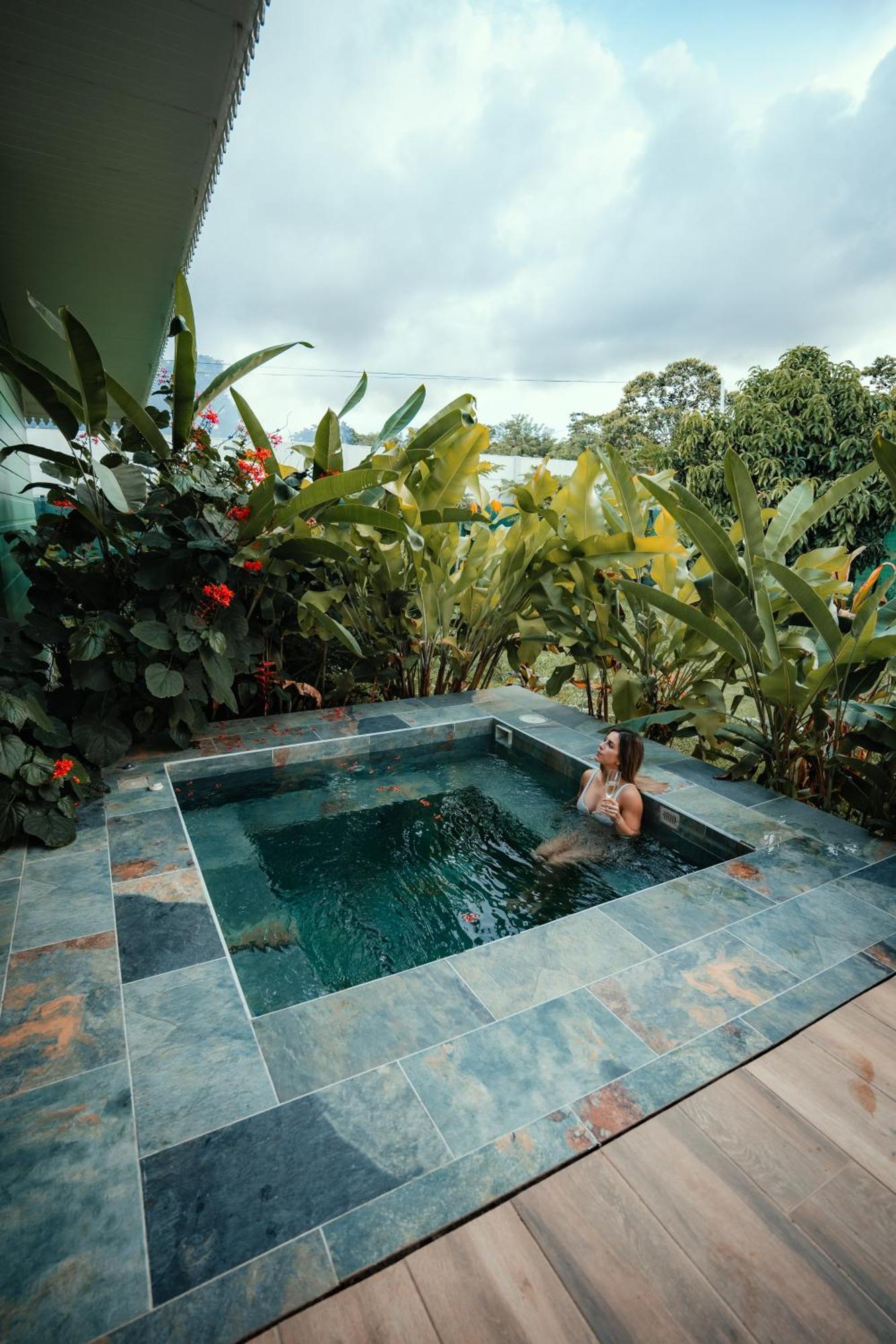 Namaitami Casa Hermosa Con Ac Y Piscina A Solo 650 Metros Del Parque Nacional Cahuita Dış mekan fotoğraf