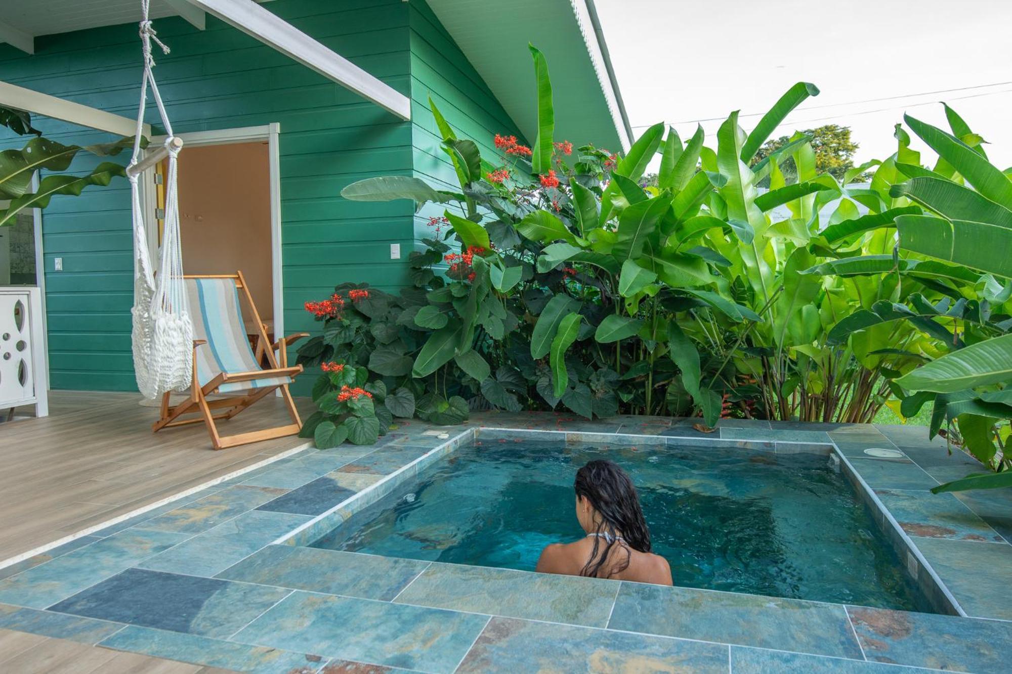Namaitami Casa Hermosa Con Ac Y Piscina A Solo 650 Metros Del Parque Nacional Cahuita Dış mekan fotoğraf