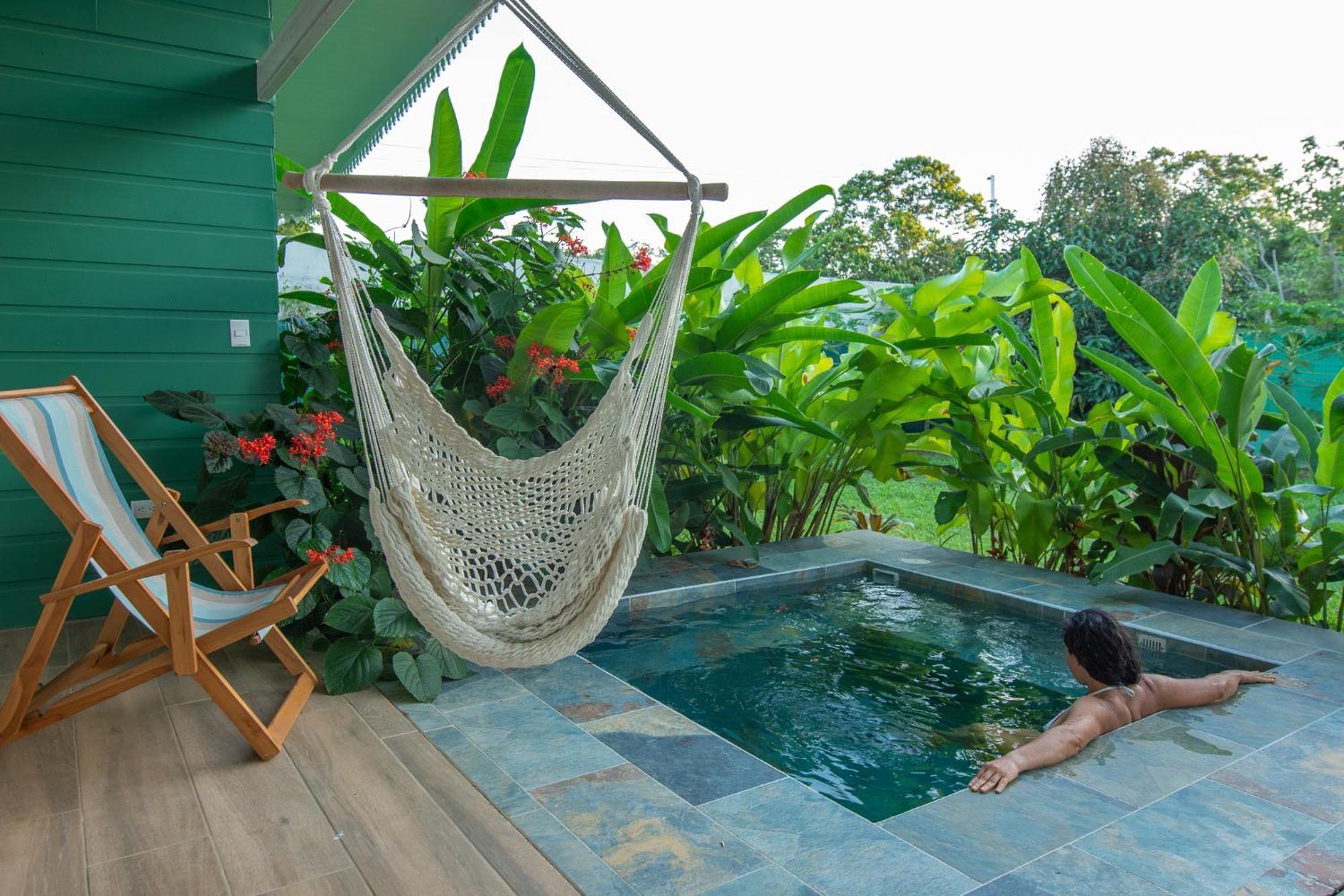 Namaitami Casa Hermosa Con Ac Y Piscina A Solo 650 Metros Del Parque Nacional Cahuita Dış mekan fotoğraf