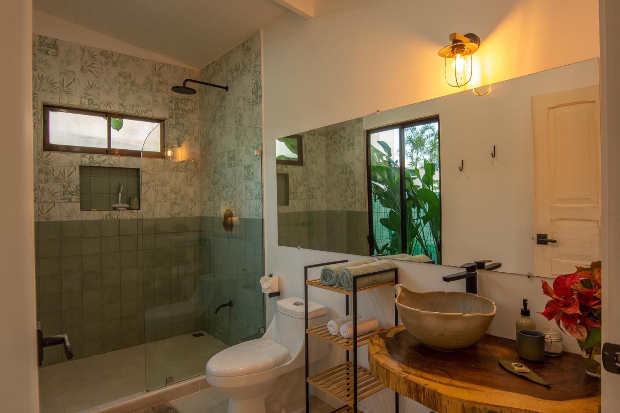 Namaitami Casa Hermosa Con Ac Y Piscina A Solo 650 Metros Del Parque Nacional Cahuita Dış mekan fotoğraf