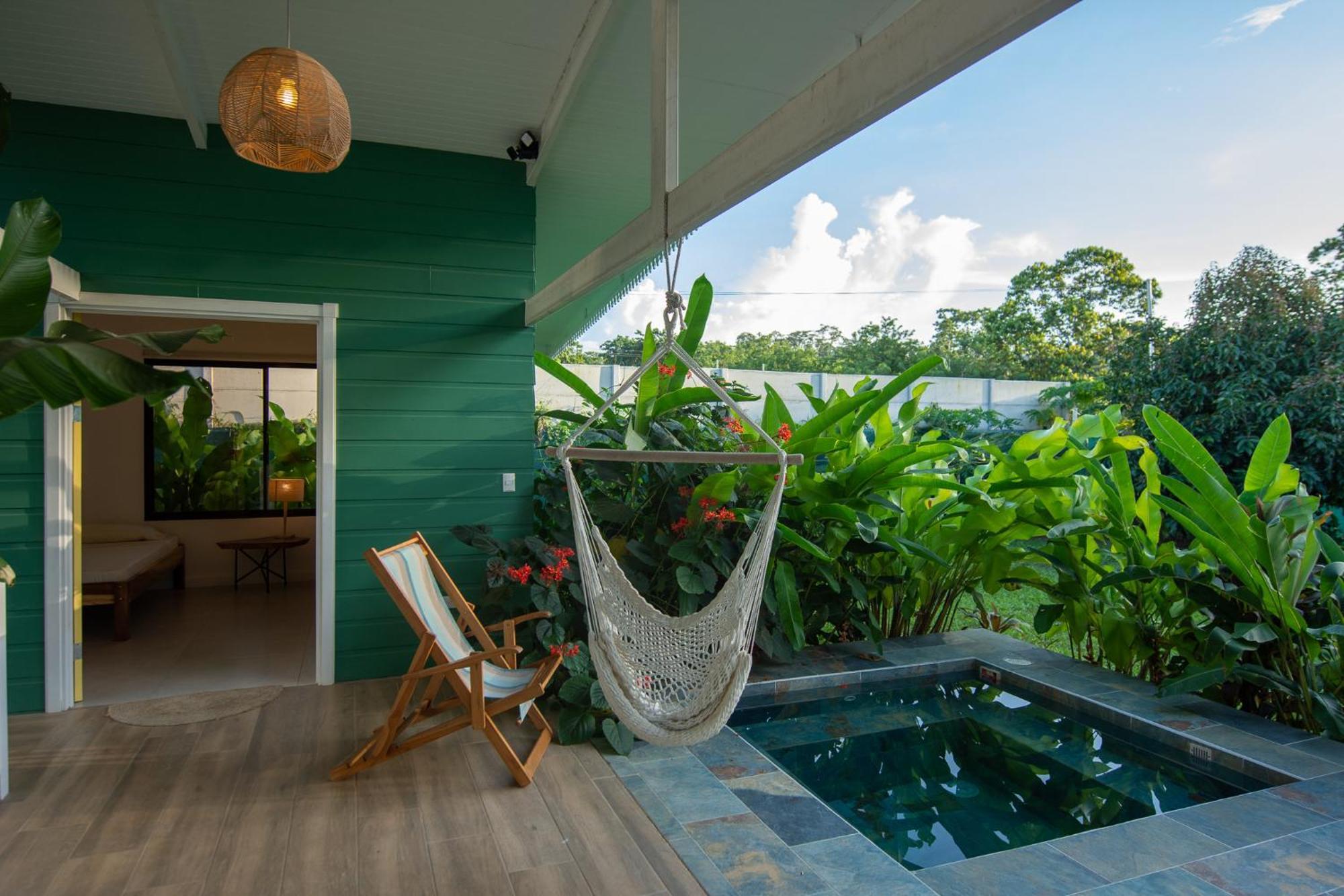 Namaitami Casa Hermosa Con Ac Y Piscina A Solo 650 Metros Del Parque Nacional Cahuita Dış mekan fotoğraf