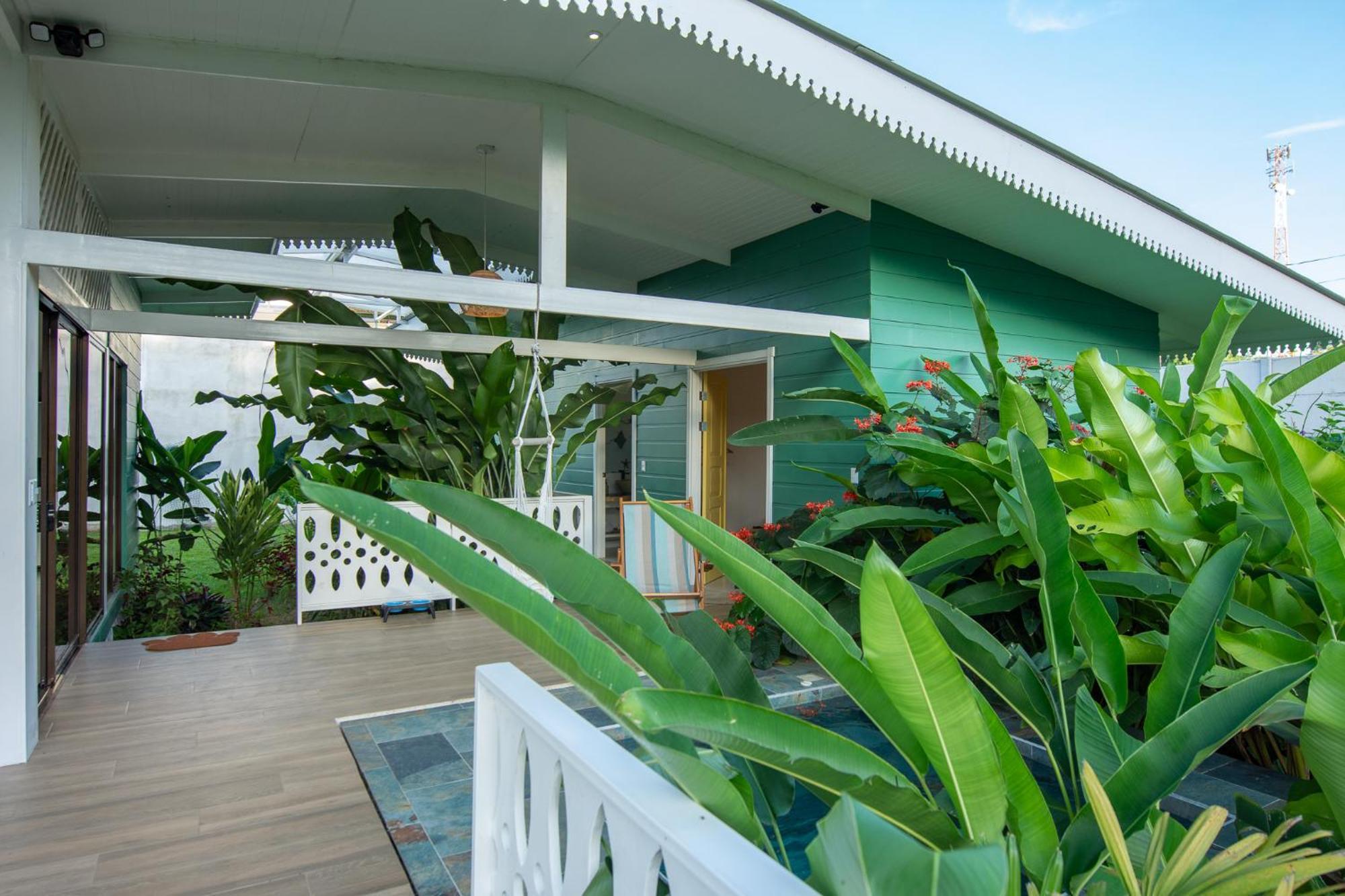 Namaitami Casa Hermosa Con Ac Y Piscina A Solo 650 Metros Del Parque Nacional Cahuita Dış mekan fotoğraf